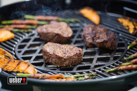 Чугунная решетка для жарки стейков Weber Gourmet BBQ System